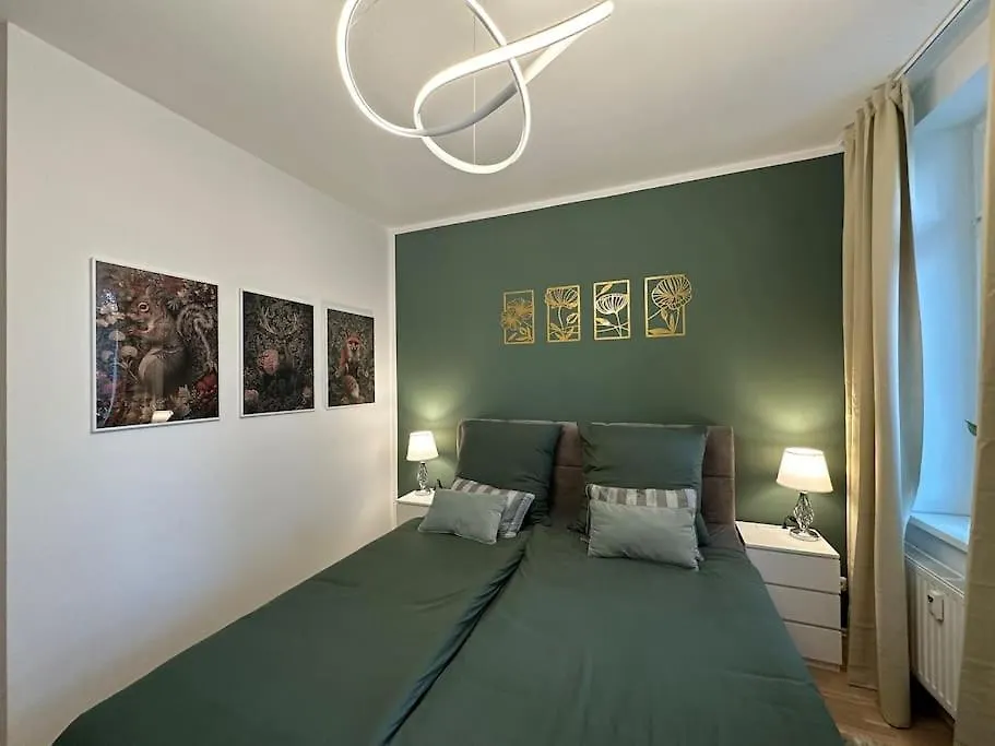 Luxus 2 Zimmer Apartment Mit Stellplatz Und Balkon Leipzig Germany